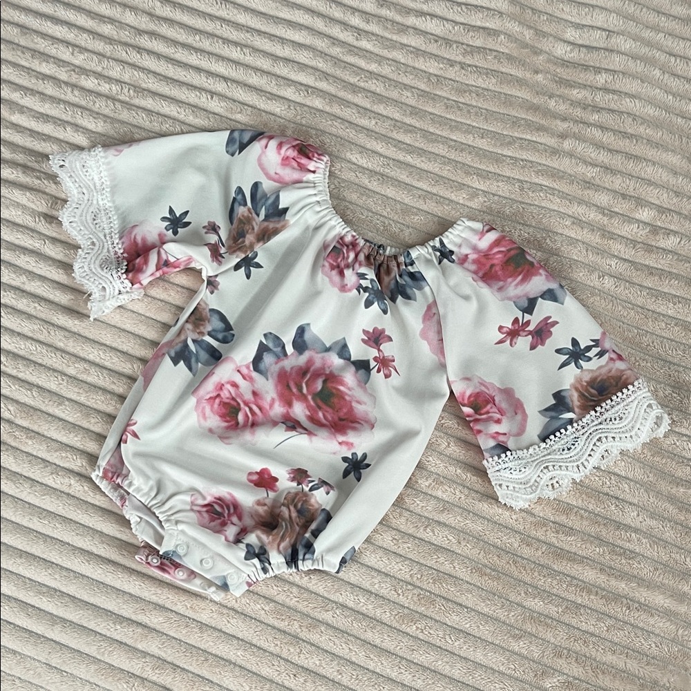 LIKE NEW- Floral Baby Romper with Lace Sleeves